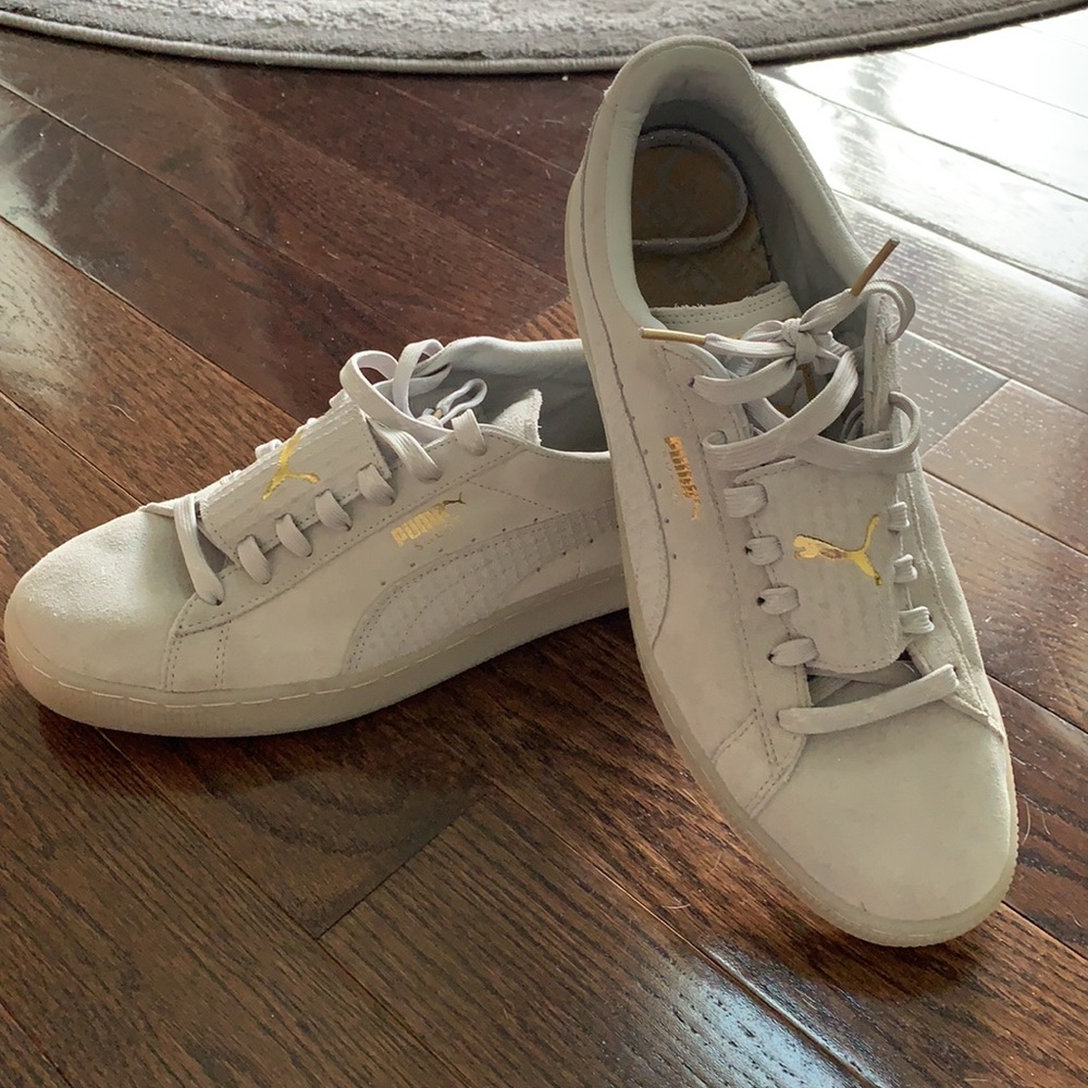 Puma - suede/leather 10.5 size - condition 8.5 outta 10. Worn a couple times.